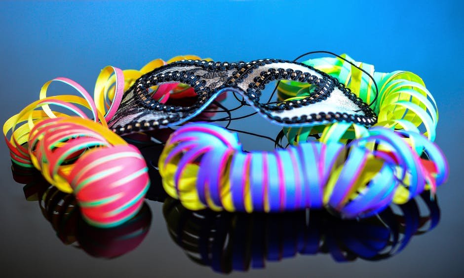 Előkerültek a jelmezek a szekrényből